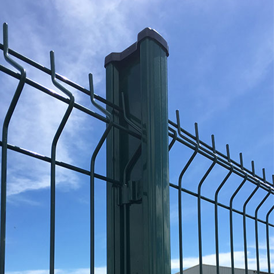 poteau en aluminium