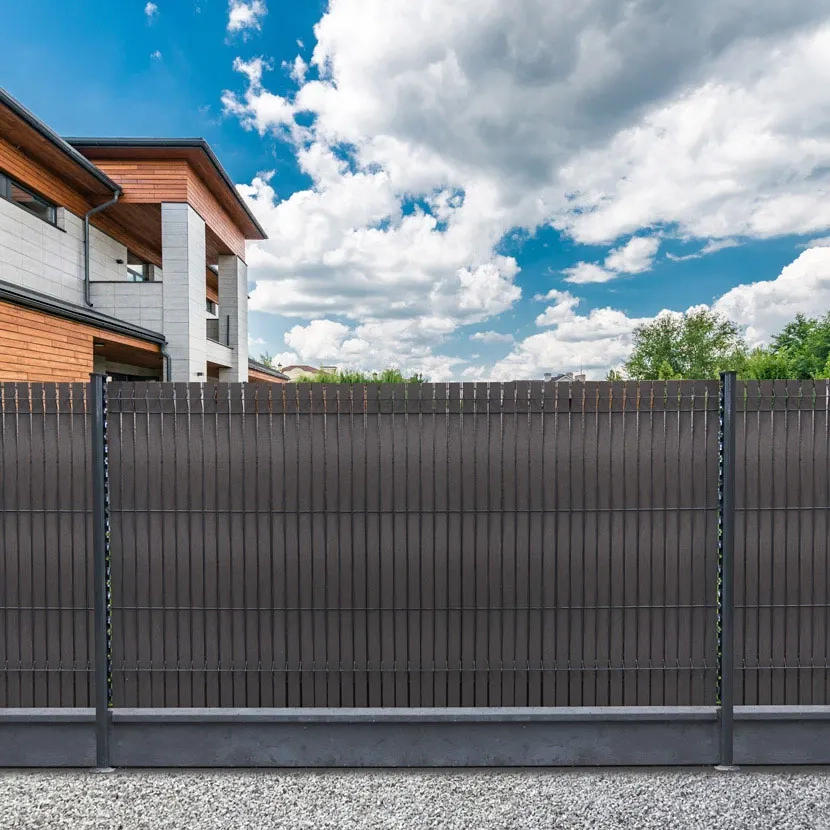 Brise vue: Kit Lattes composites 60m panneau ardoise