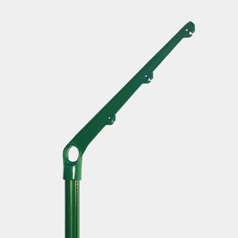 Grillage rigide : Bavolet assemblé sur poteau rond vert
