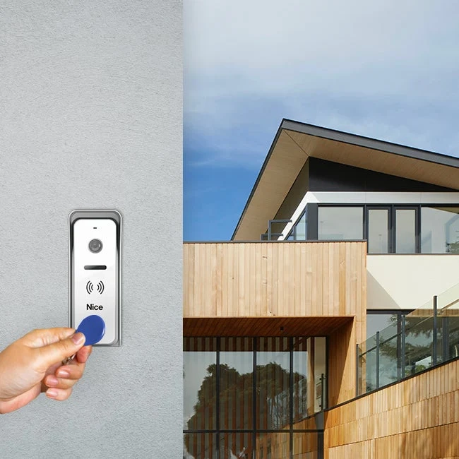 Kit visiophone pour portail - Nice Mira 100 - Ouverture avec badge