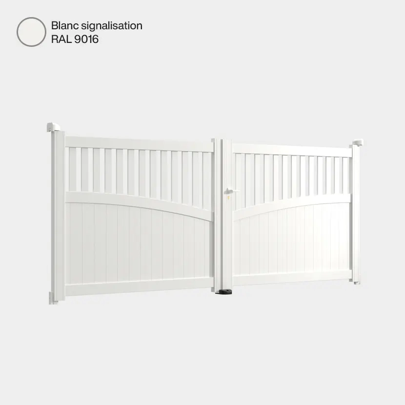Portail aluminium: Portail double battant Foca Blanc signalisation RAL 9016